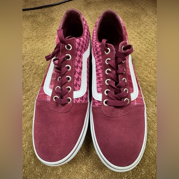 Women “Vans” Ward platform shoes - Picture 2 of 10